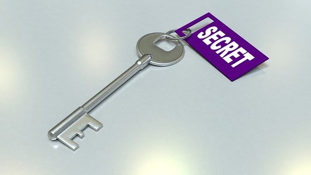 Bild på en nyckel märkt "Secret".